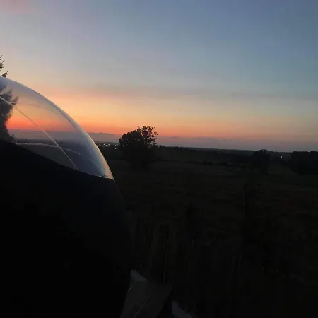 Bulle D Evasion Pres De Pairi Daiza ベッド・アンド・ブレックファスト 3*