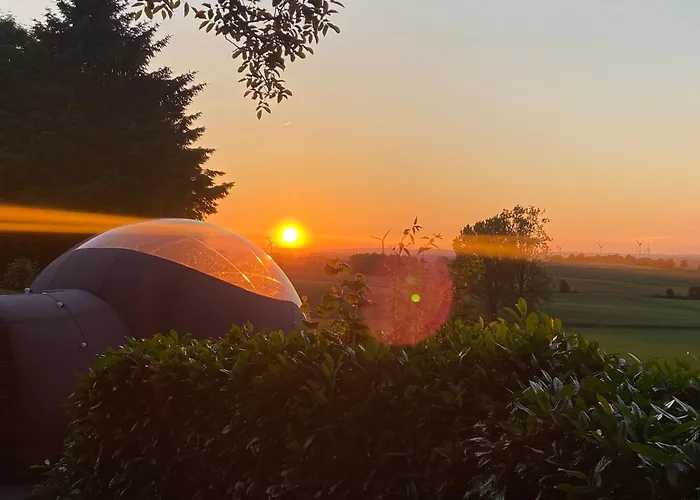 Bulle D Evasion Pres De Pairi Daiza